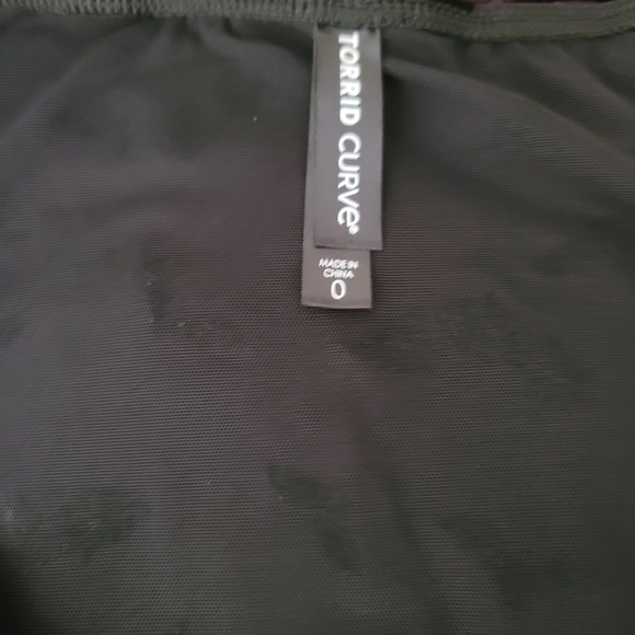 Sheer Black Bat Print Bodysuit Torrid Size 0/0X - Picture 6 of 7